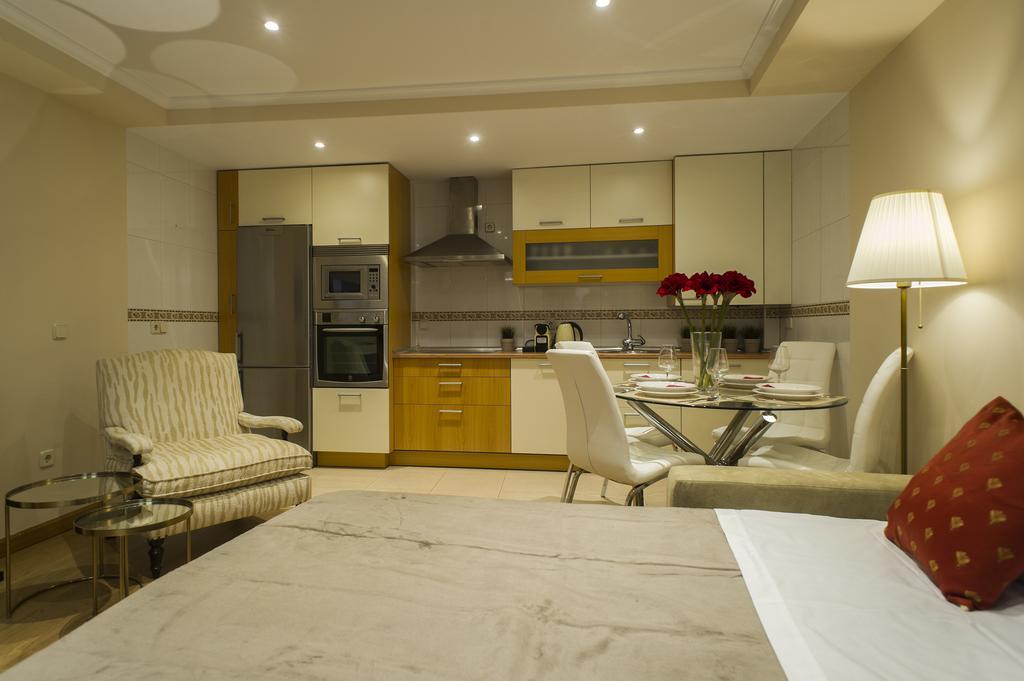 Rent Apartments Salamanca Cervantes 47 Buitenkant foto