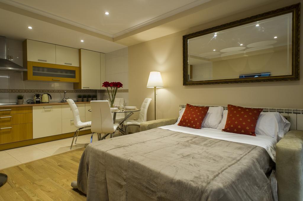 Rent Apartments Salamanca Cervantes 47 Buitenkant foto