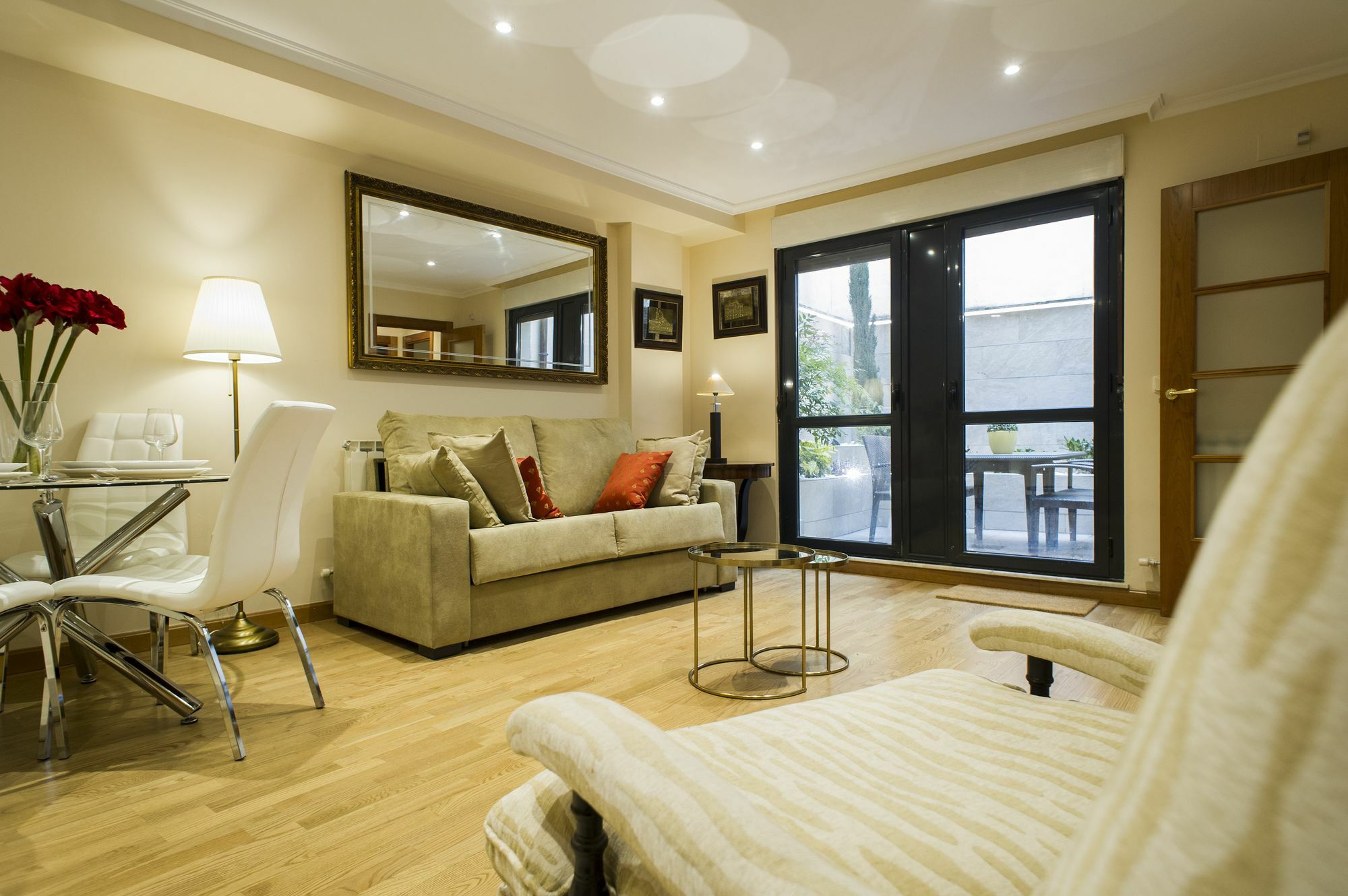 Rent Apartments Salamanca Cervantes 47 Buitenkant foto